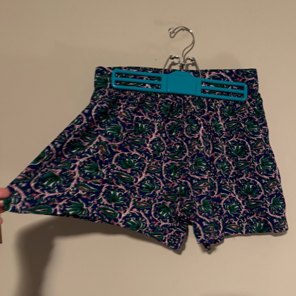 GUC Boden Multicolor Lightweight 4”Shorts - Picture 2 of 12